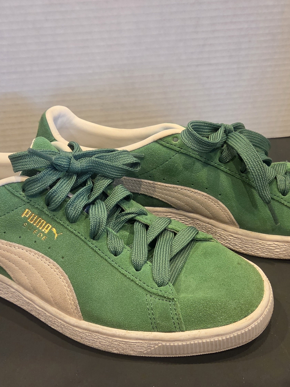 Puma Mens Green Suede Sneakers with White Formstripe
